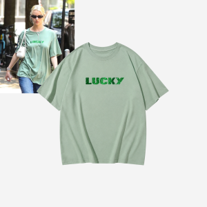 Anya Taylor-Joy Lucky Green Oversized T-Shirt – NYC Street Style July 2026 2 Anya Taylor-Joy Lucky Green Oversized T-Shirt – NYC Street Style July 2026